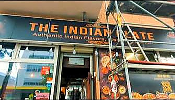 The Indian Plate storefront in Berlin Moabit